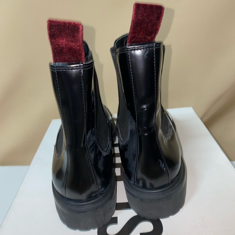 Schutz chelsea boot
